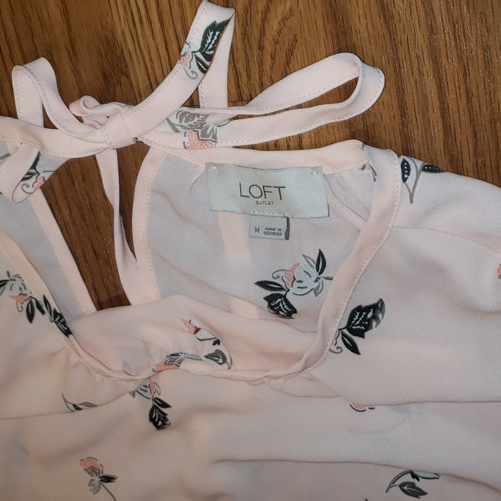 Loft Floral Tie Back Flutter Shell (Size M) - image 3